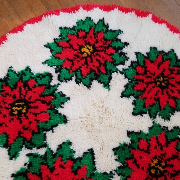 Holiday Vintage Latch Hook Rug 38 Poshmark